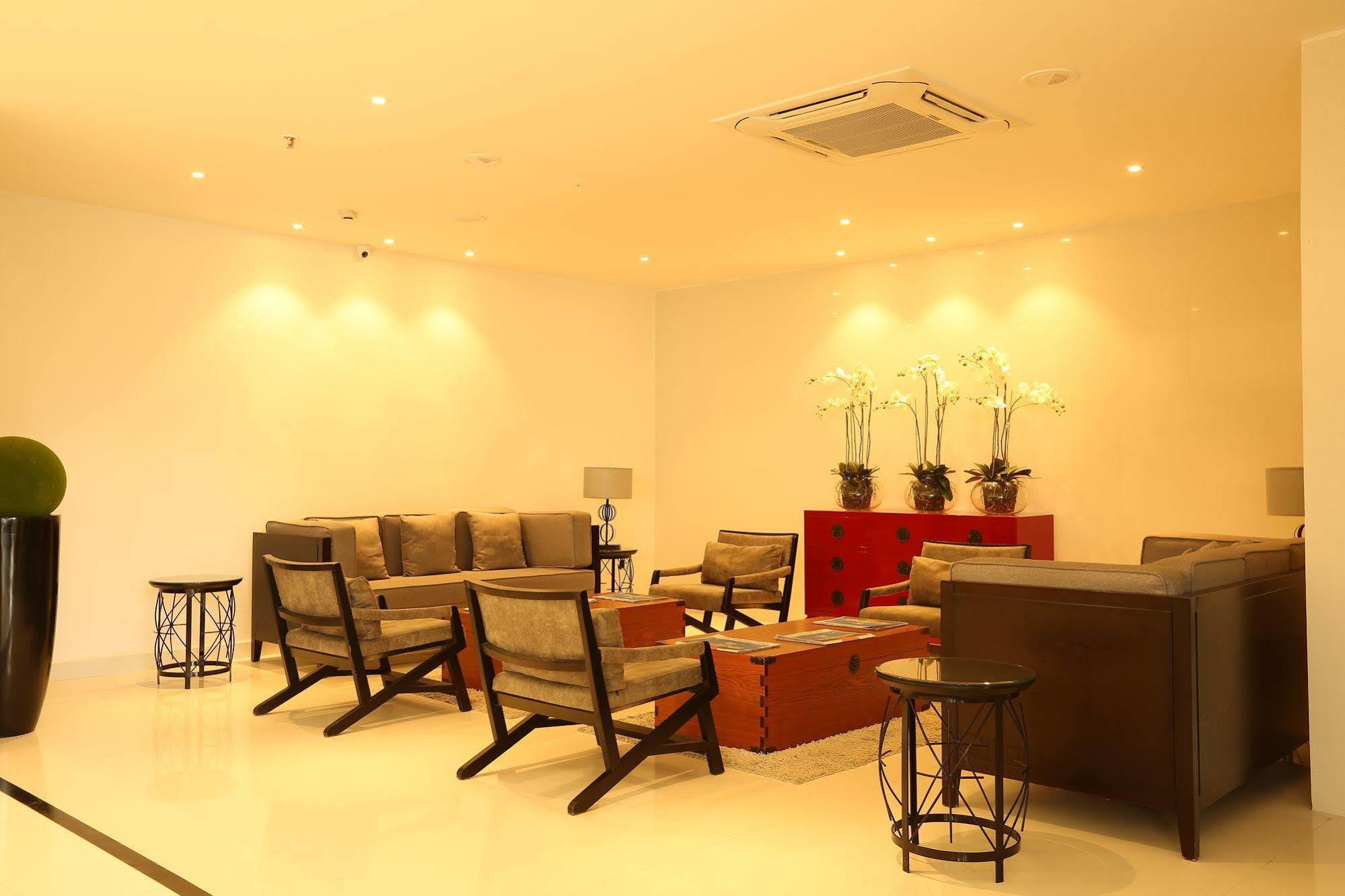 Hotel Deccan Serai, Hitec City, Hyderabad Exterior photo