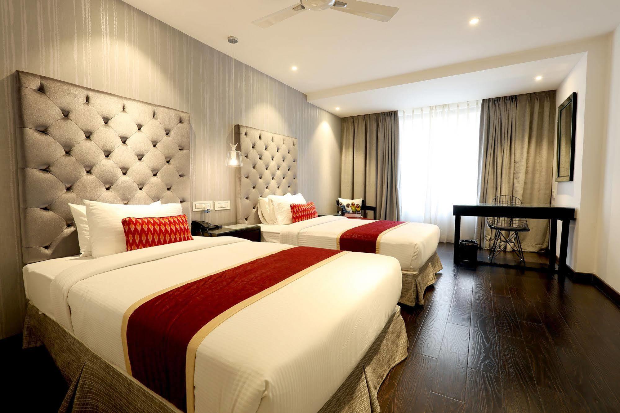 Hotel Deccan Serai, Hitec City, Hyderabad Exterior photo